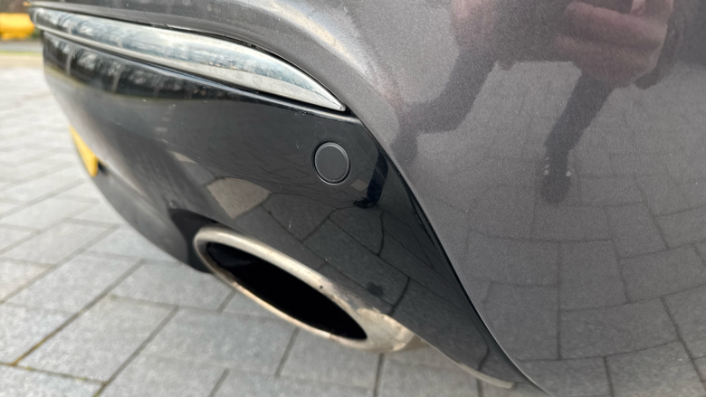 Jaguar XJ 3.0d V6 Portfolio 4dr Auto Diesel Saloon